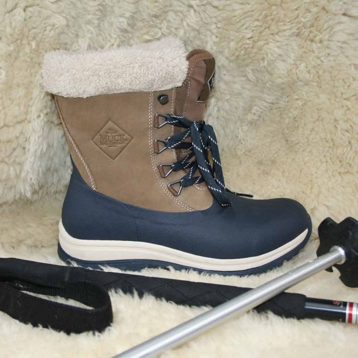 muck boot arctic lace mid leather